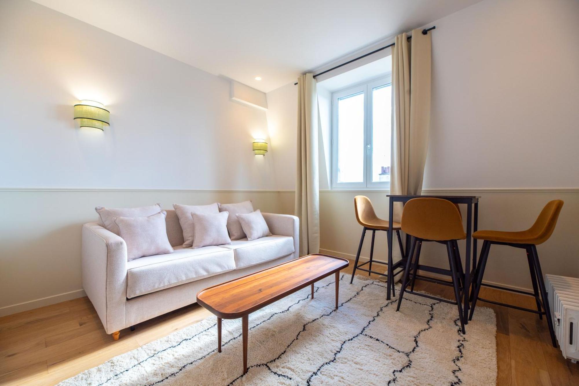 Vignature Residence アニエール 部屋 写真